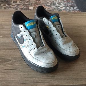 Kids Nike Air Force 1 black wolf
